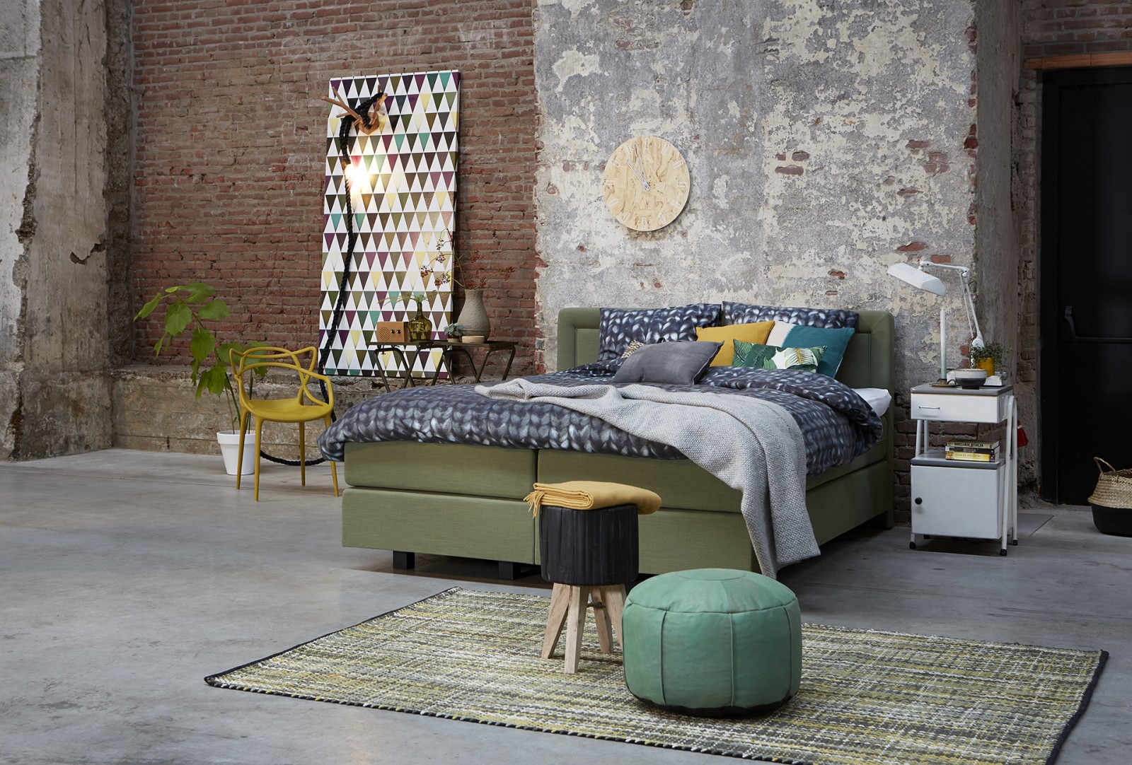 Boxspring met nachtkastjes